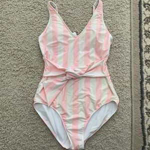 HTF vineyard vines palm beach lately swimsuit